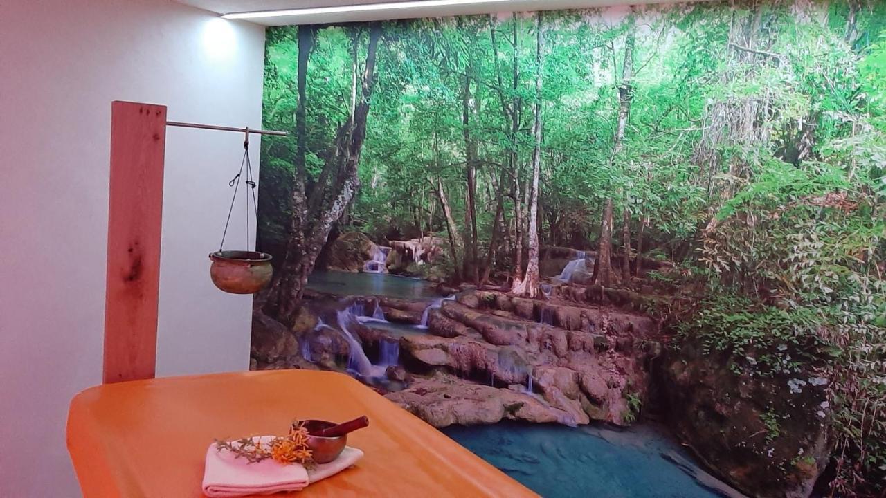 Ferienwohnungen Pension Sonnblick ครุมบัค ภายนอก รูปภาพ
