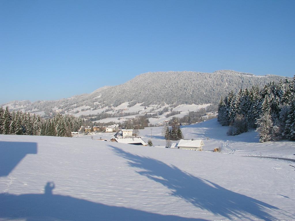 Ferienwohnungen Pension Sonnblick ครุมบัค ภายนอก รูปภาพ